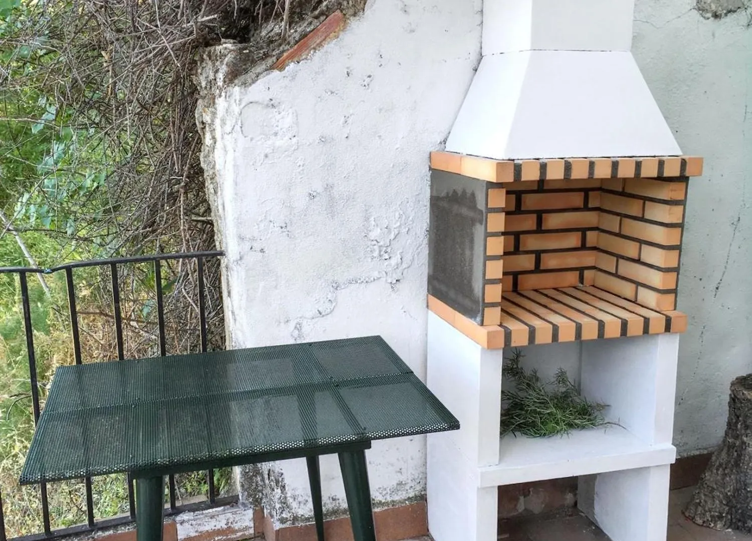 Authentic Chalet In Grazalema With Private Pool