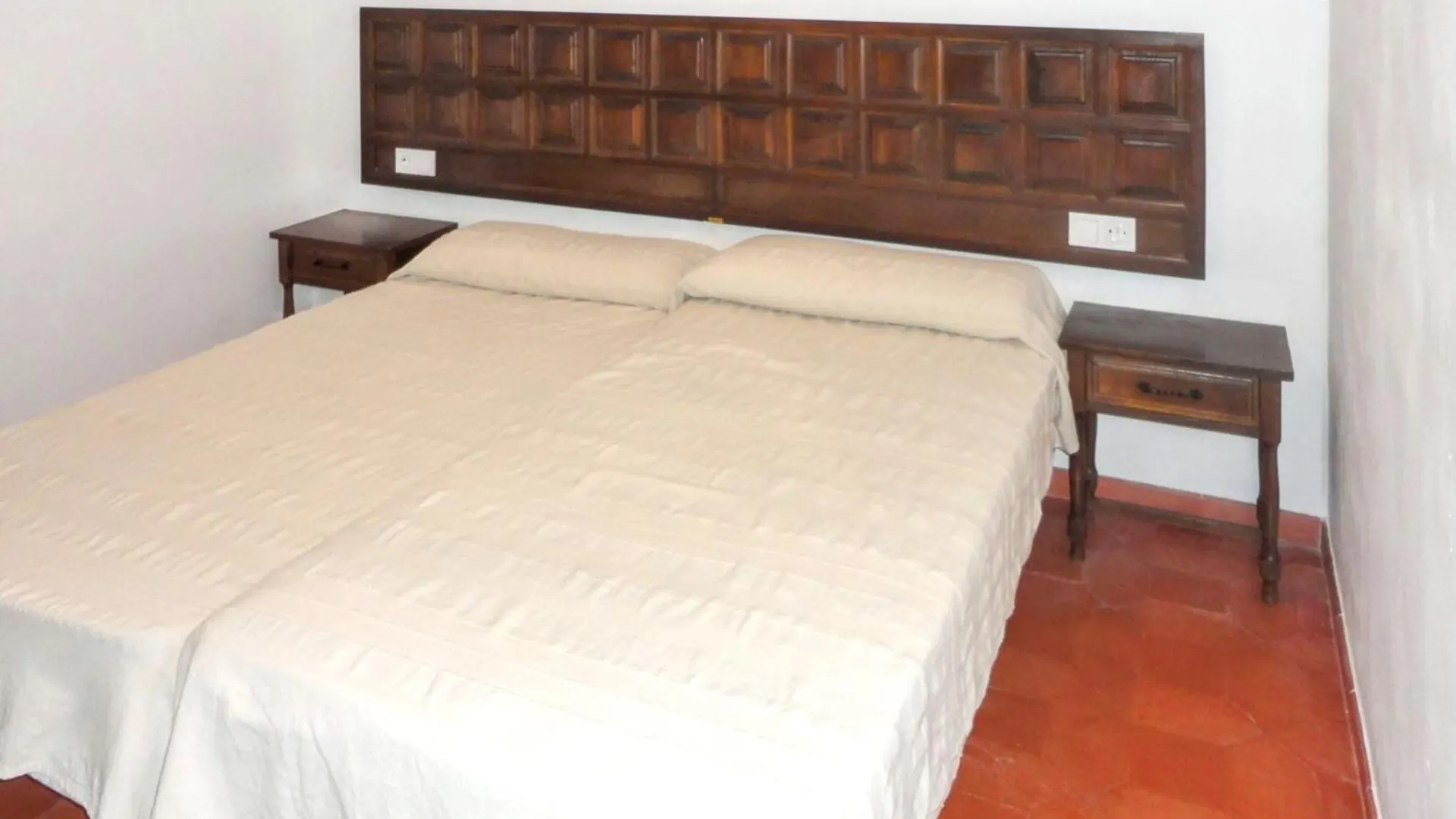 Authentic Chalet In Grazalema With Private Pool