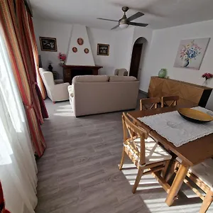 Casa Sofía En Grazalema, Con Magnífica Chimenea Grazalema